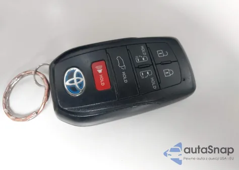 2021 Toyota Sienna Xle из США, поврежденный, VIN 5TDJSKFCXMS014664